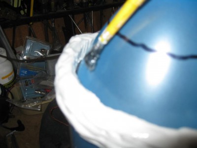 paint the balloon with oil or Vaseline
