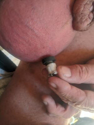 FIxed pokey Colder fitting - put flat rubber washer over end, after it's screwed into BM Magnum. Now I can totally pack it.