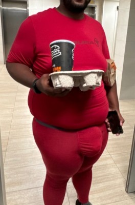 Screenshot_20240721_230629_Uber Eats.jpg